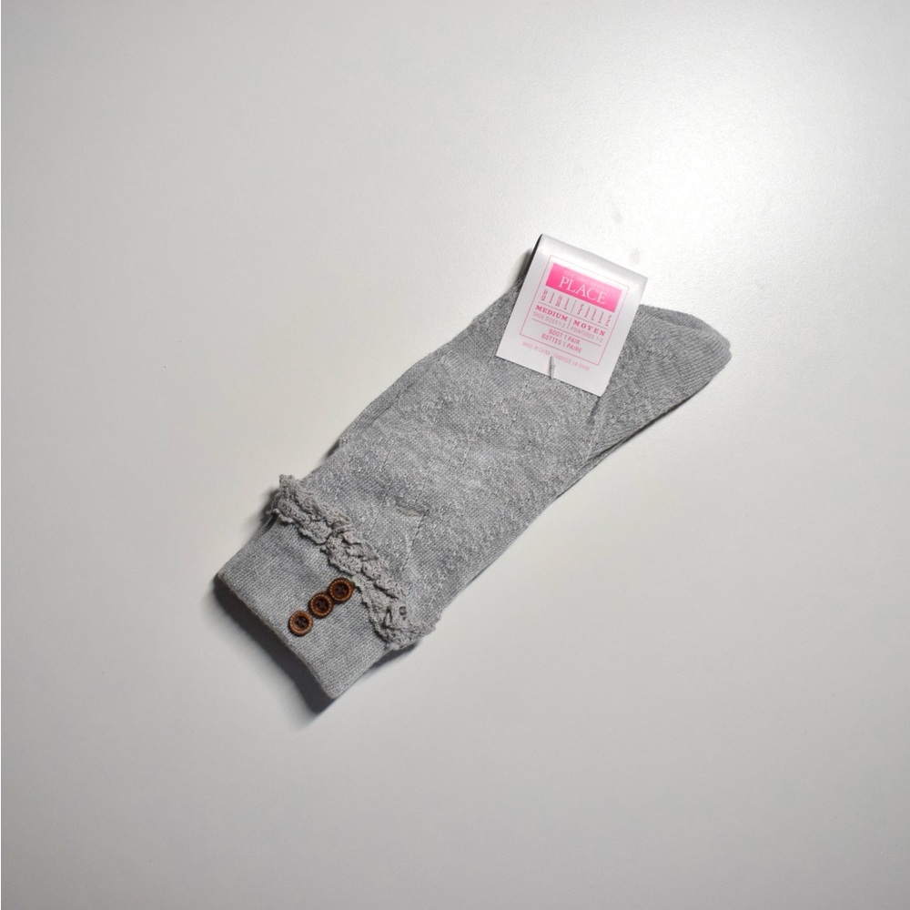NEW - The Children’s Place Boot Socks with button and ruffle detailing